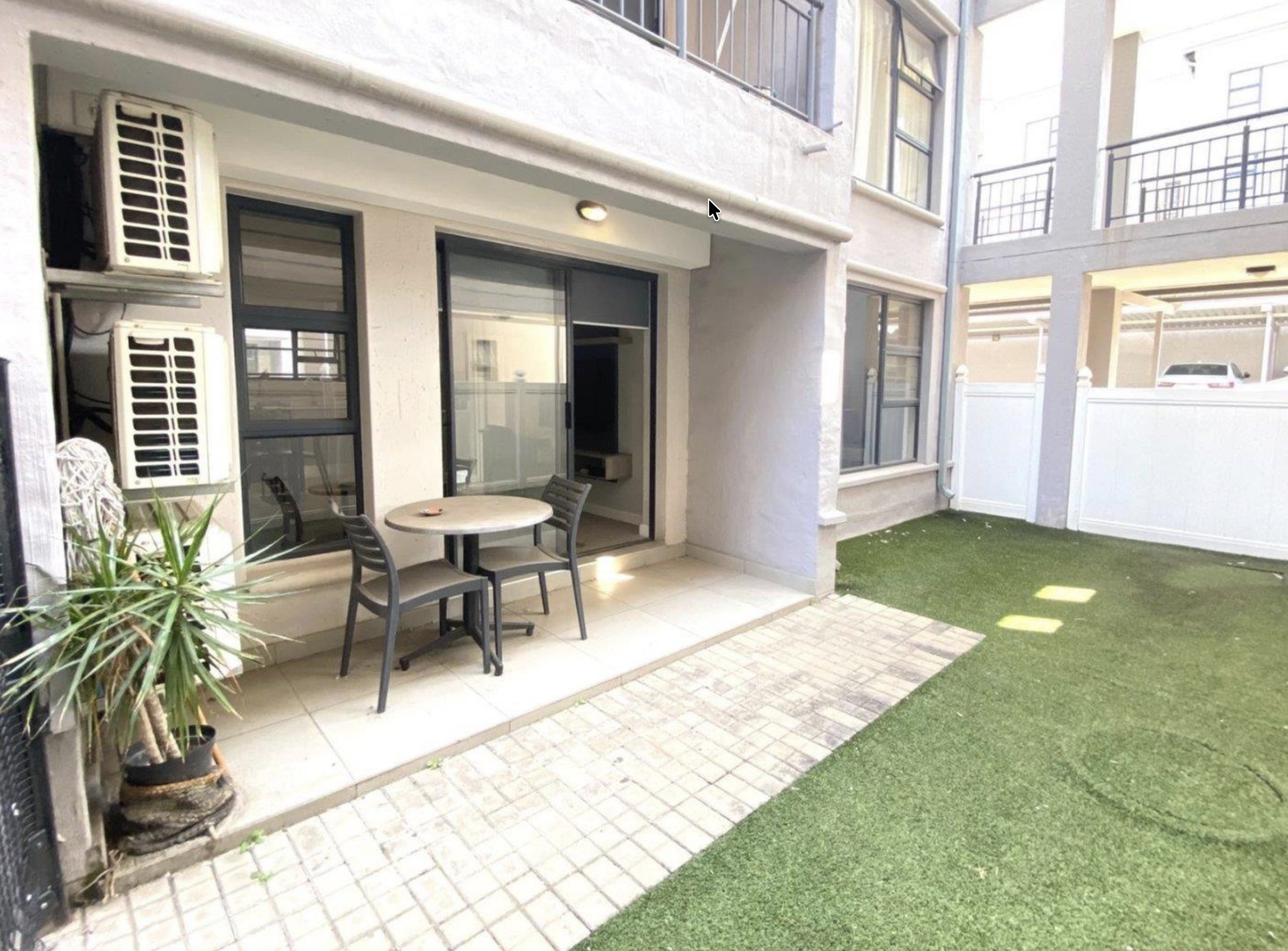 1 Bedroom Apartment : Flat to Rent in Morningside